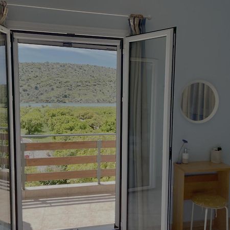 Ktima Klimentini Apartment Vivari Luaran gambar